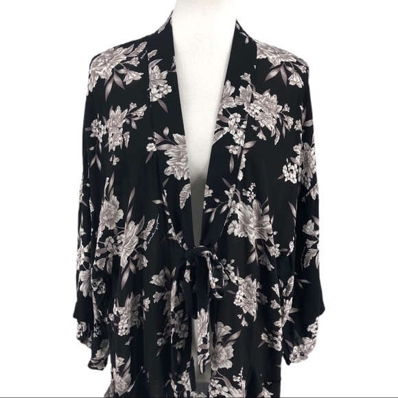 Spiritual Gangster Black Floral Print Maya Kimono Top - Picture 2 of 8